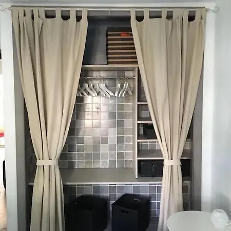 8 Casa Verde, Bastian Beach, Apartamento